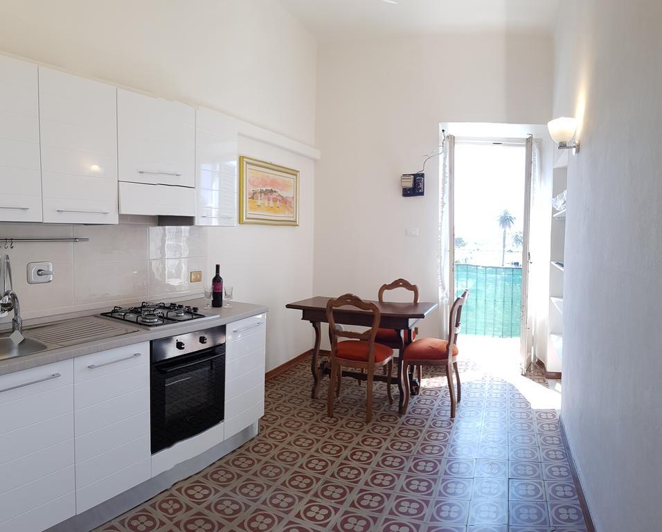 Historical Apartments By Seaside Viareggio Exterior photo