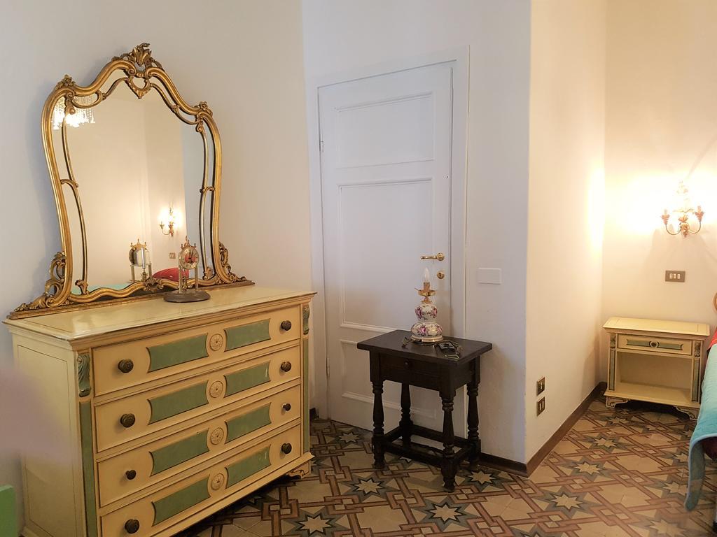 Historical Apartments By Seaside Viareggio Exterior photo